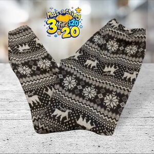 Skies are blue pajama bottoms